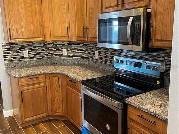 5th image of 6918 Coral Cove Dr
