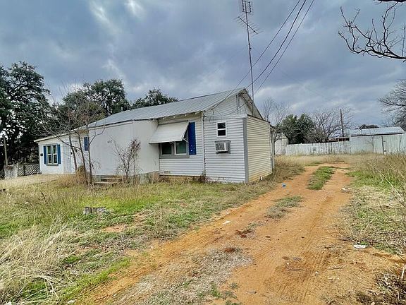 2nd image of 807 E Anniston Ave