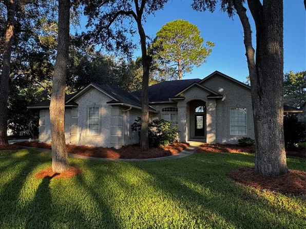 96117 Marsh Lakes Dr, Fernandina Beach, FL 32034