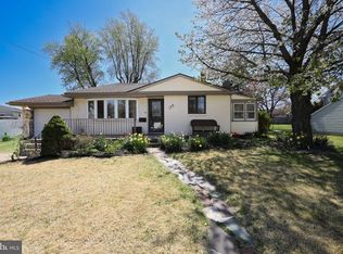 138 Cardinal Dr, Bellmawr, NJ