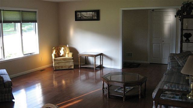 2nd image of 6431 Rose Arbour Ave