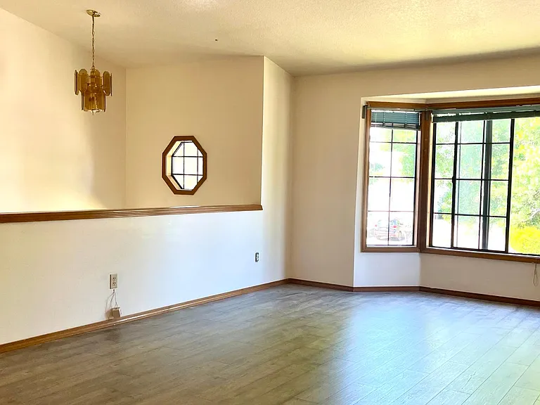 16136 NE San Rafael St — Photo 3