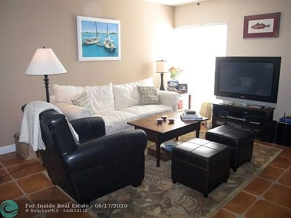 3rd image of 1481 Ocean Blvd #239-D
