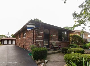 13831 S Laramie Ave, Crestwood, IL 60445