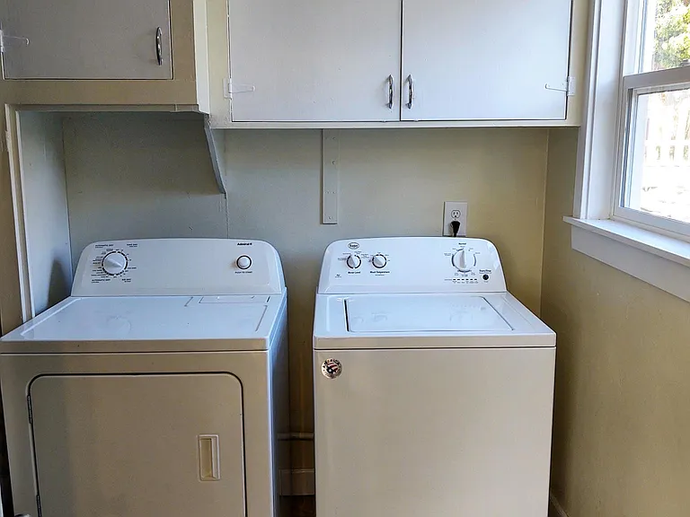 Full size washer & dryer