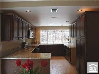 4th image of 5428 E Willowick Cir