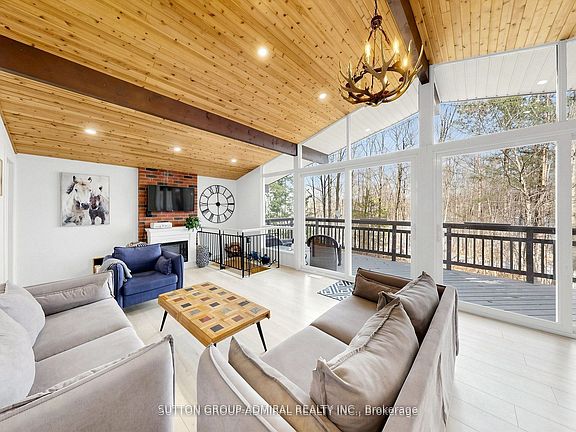 2nd image of 28 Timcourt Dr