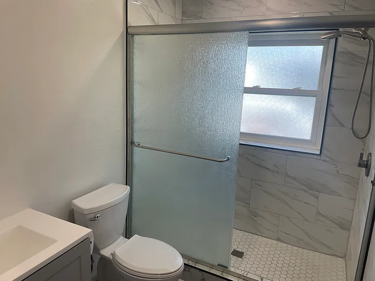339 Chilverton St — Photo 8