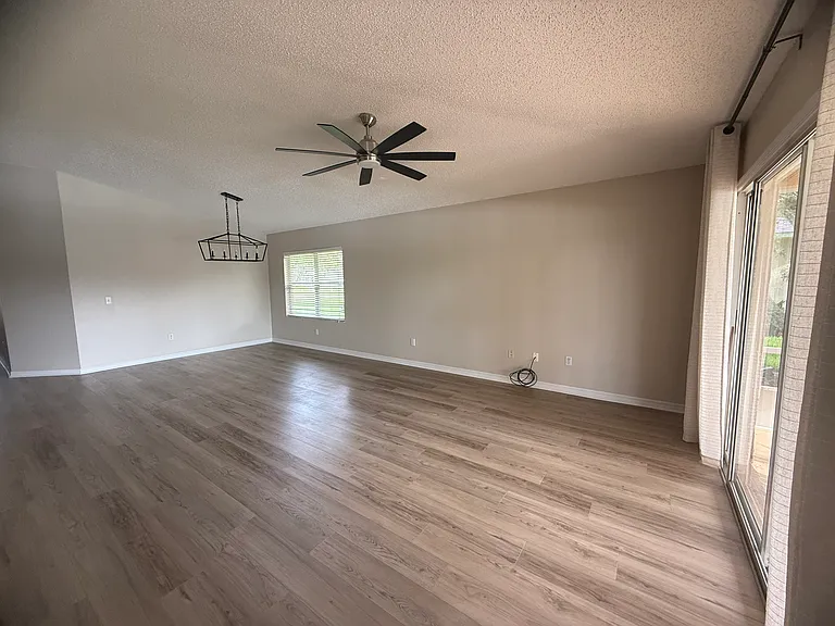 1744 Arash Cir — Photo 1