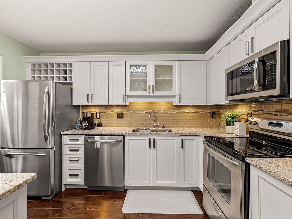 1st image of 20189 54th Ave #109