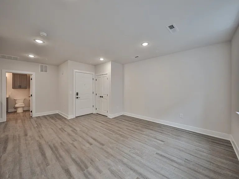 HH Bangor Block — Photo 30