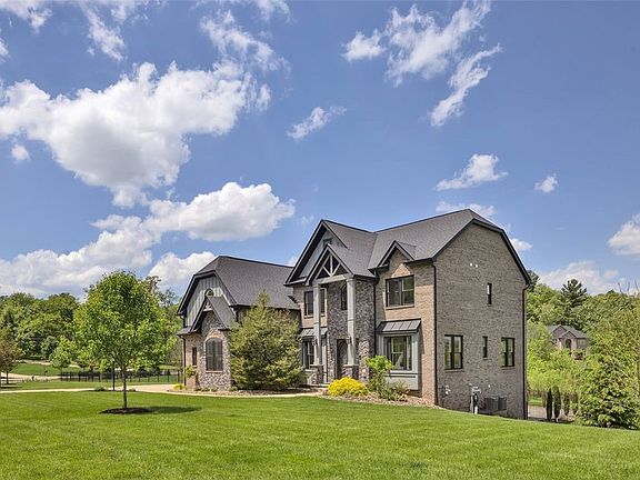 2nd image of 301 Serendipity Ln