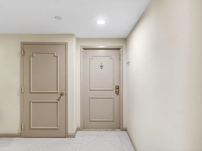 4201 N Ocean Blvd #C307 — Photo 29