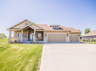 54650 Glover Rd, Glenwood, IA 51534