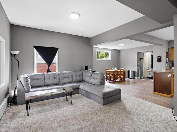 732 Lawson Ave E, Saint Paul, MN 55106