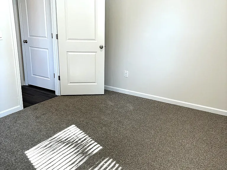 100 Kelsey Ct — Photo 16