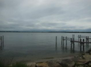 184 Charlotte Dr, Warwick, RI 02818