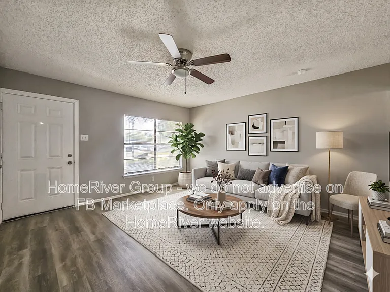 5510 Seahorse Dr — Photo 2
