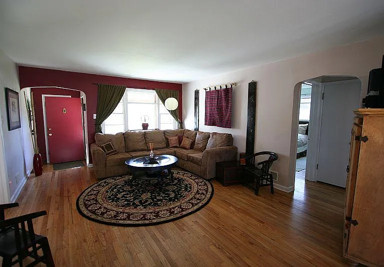 2559 S Gaylord St — Photo 1