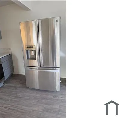 5714 S Manhattan Pl #1/2 — Photo 1