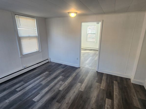 50 Temple St