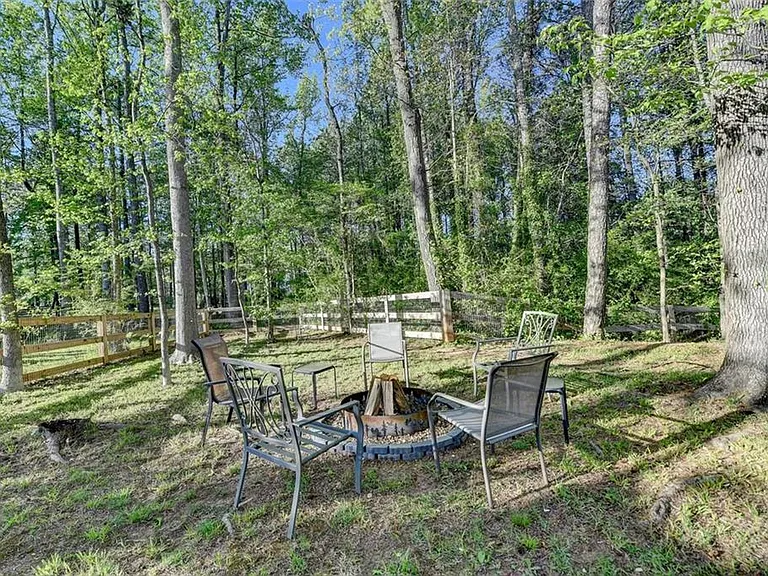 1132 Owen Cir — Photo 25