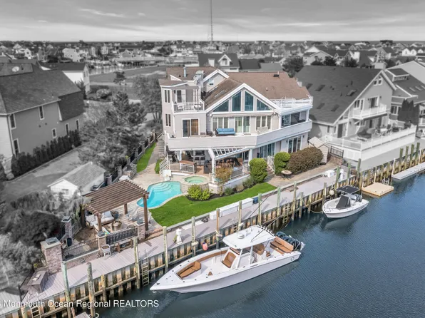 15 Captains Court, Manasquan, NJ 08736