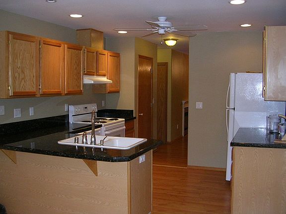 Kitchen-granite counters& all new floors