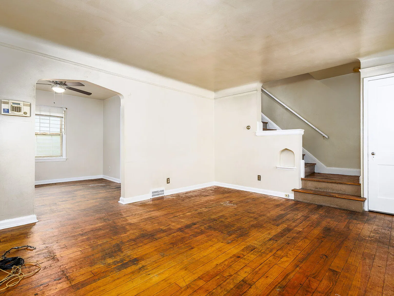 2 bed, 1.0 bath, 420 sqft, $950 — Photo 4