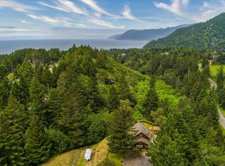 599 Nob Hill Ct, Whitethorn, CA 95589