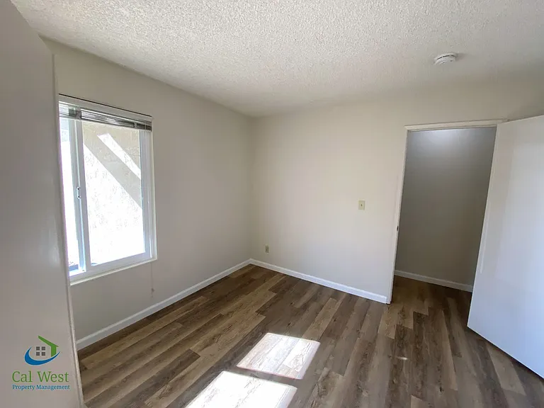 421 Gwinn Ct — Photo 14