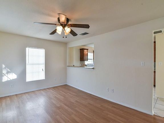 4th image of 8406 Hanon Dr