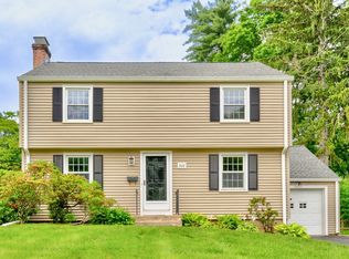 588 Fern St, West Hartford, CT 06107