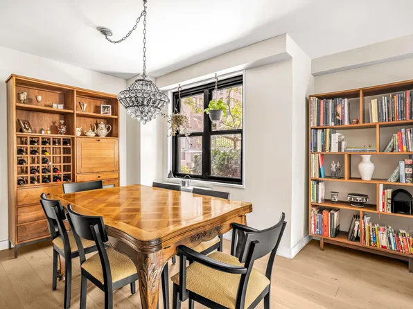 175 West 95th Street image 5 of 17