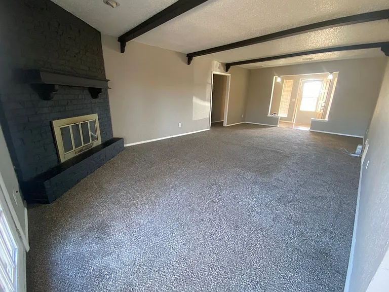 6617 Fawn Canyon Dr — Photo 3