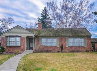 2412 W Chestnut Ave, Yakima, WA 98902