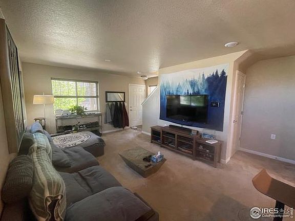 5th image of 1169 Hummingbird Cir