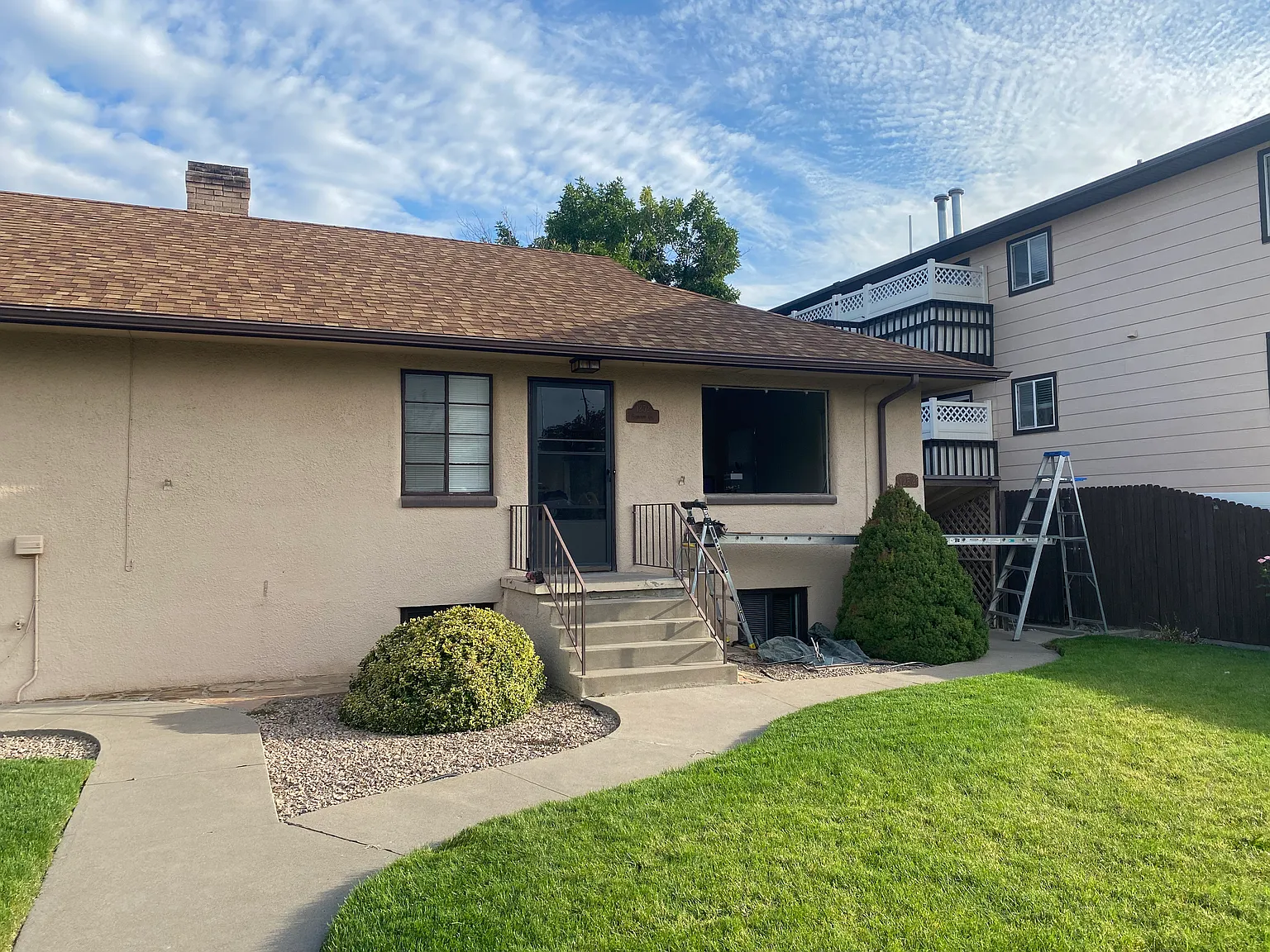 2 bed, 1300 sqft, $1,400 — Photo 2