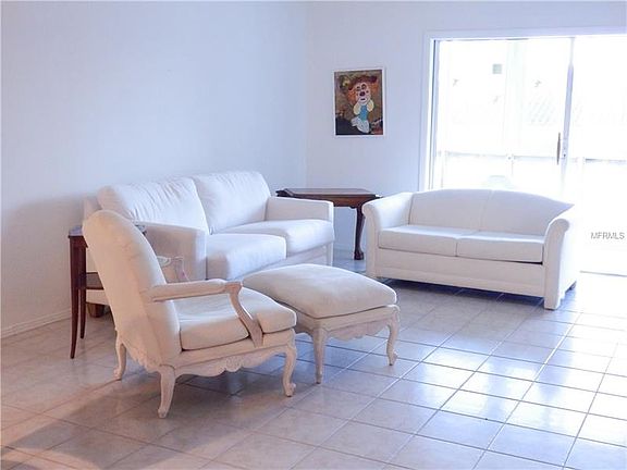 4th image of 155 Bluff View Dr APT 106