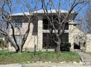 2055 W Summit Ave APT A, San Antonio, TX 78201