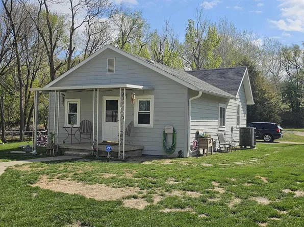 1101 Cecelia St, Sioux City, IA 51105