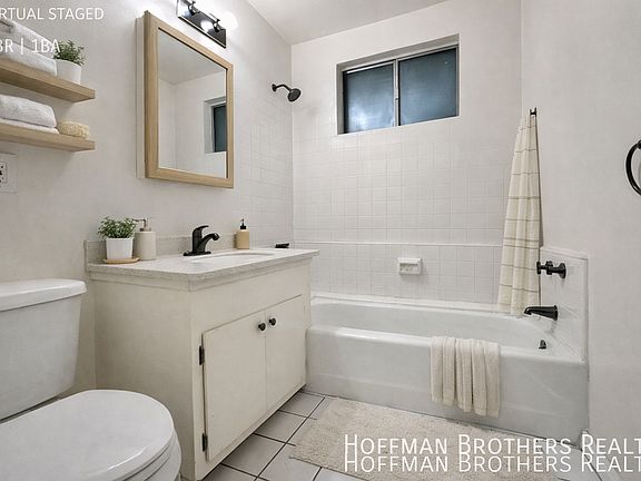 4th image of 1036 N Crescent Heights Blvd APT 3