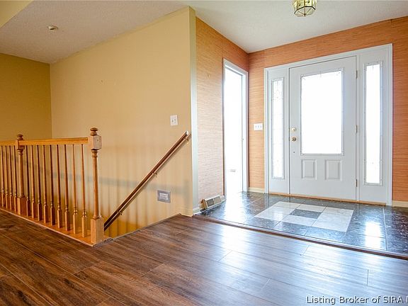 2nd image of 216 W Wendy Lane