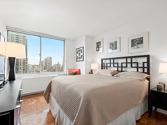 3rd image of 404 E 79th St APT 21F