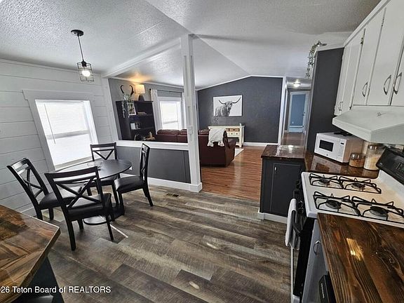 2nd image of 41 12th St #47