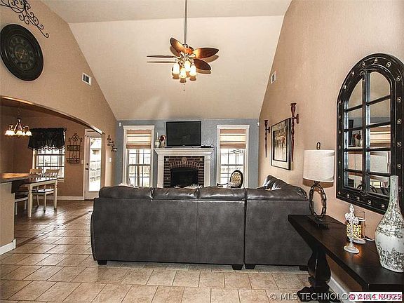 4th image of 4977 S 195th East Pl