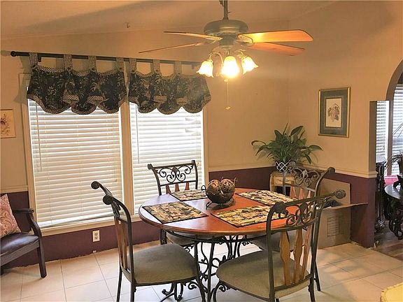 5th image of 2818 Richmond Way