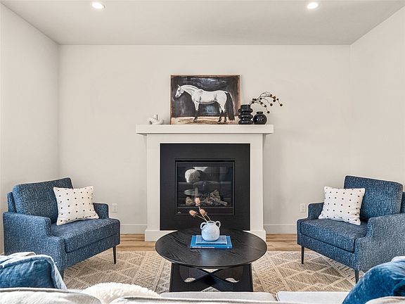 4th image of 705 Xavier Rd