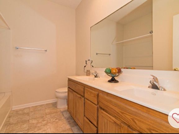 5th image of 10324 Parkview Ave