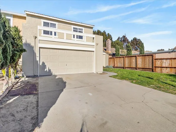 1520 Ebro Cir, Salinas, CA 93906